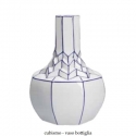 Cubismo vaso bottiglia bianco e blu in porcellana Rituali Domestici