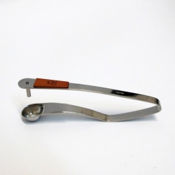 Snocciolatore manico legno...