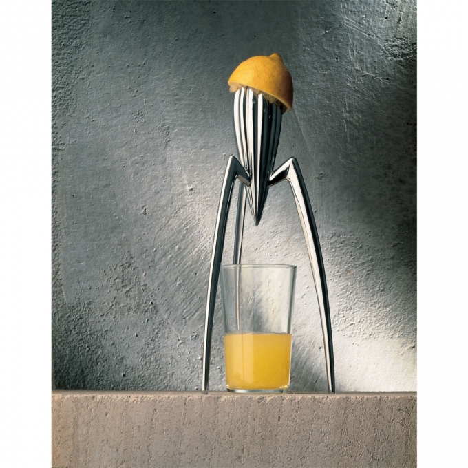 Spremi agrumi Juice Salif icona di Philippe Starck per Alessi