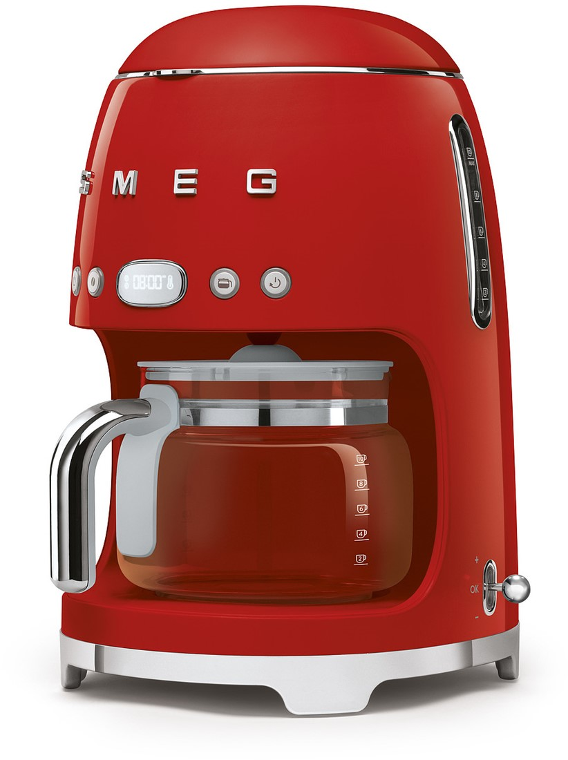 Macchina per caffè americano rossa con filtro smeg