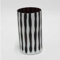 Vaso in vetro nero e bianco...