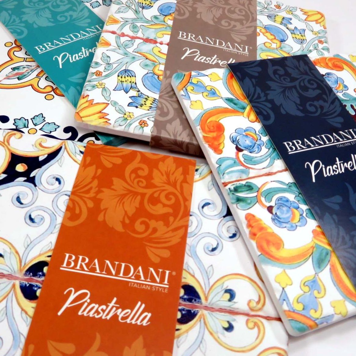Piastrelle con decori assortiti in ceramica e sughero Medicea Brandani