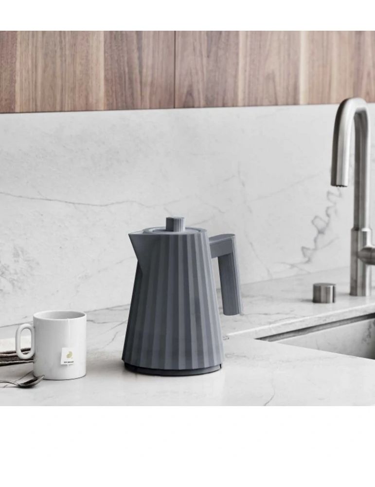 Plissè bollitore elettrico grigio 1lt alessi