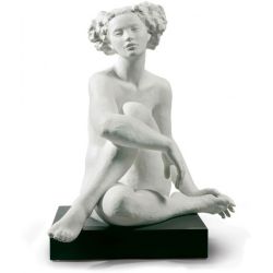 Statua Essenza Di Donna Lladrò