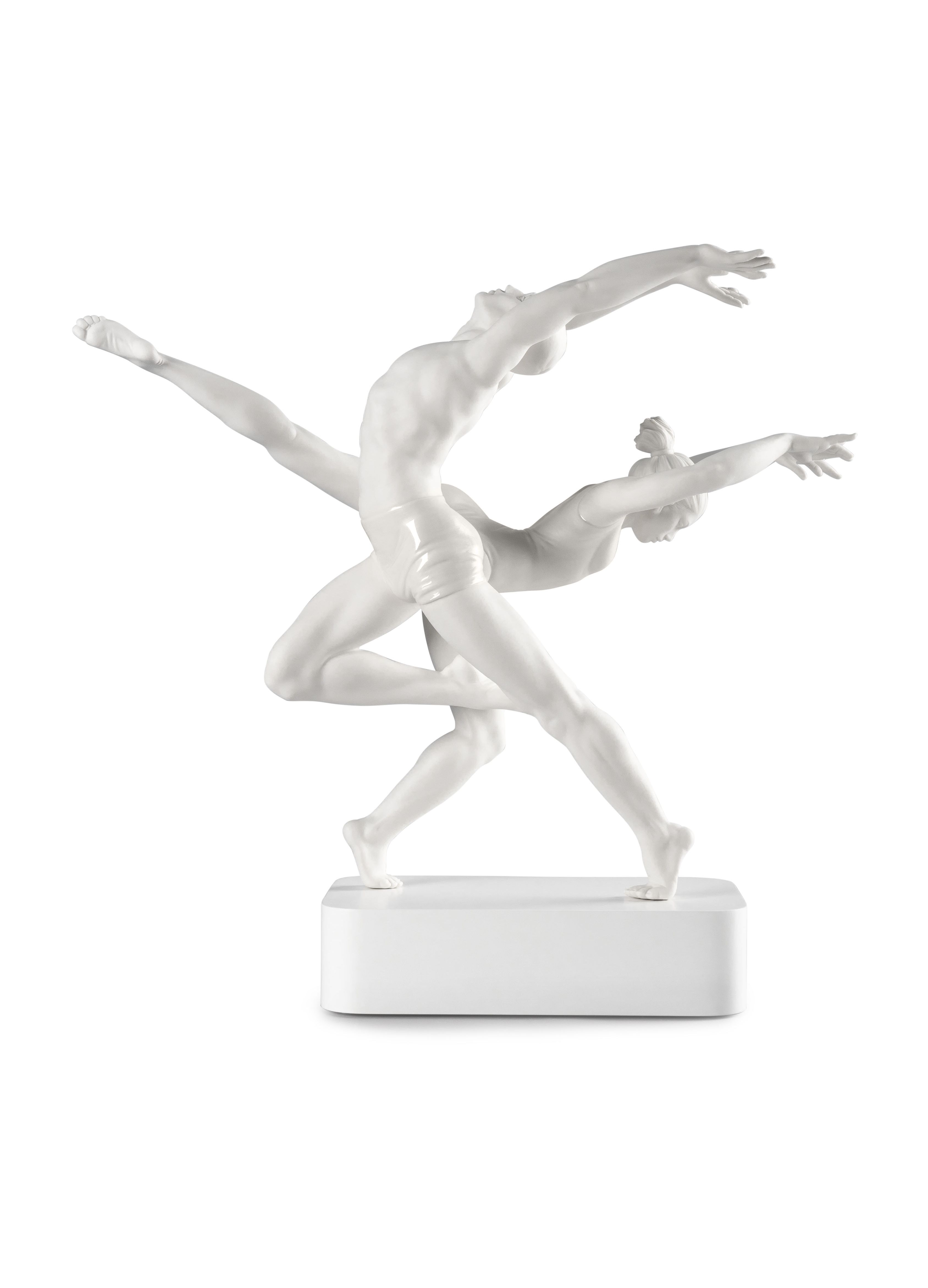 Statua L'Arte Del Movimento Lladrò