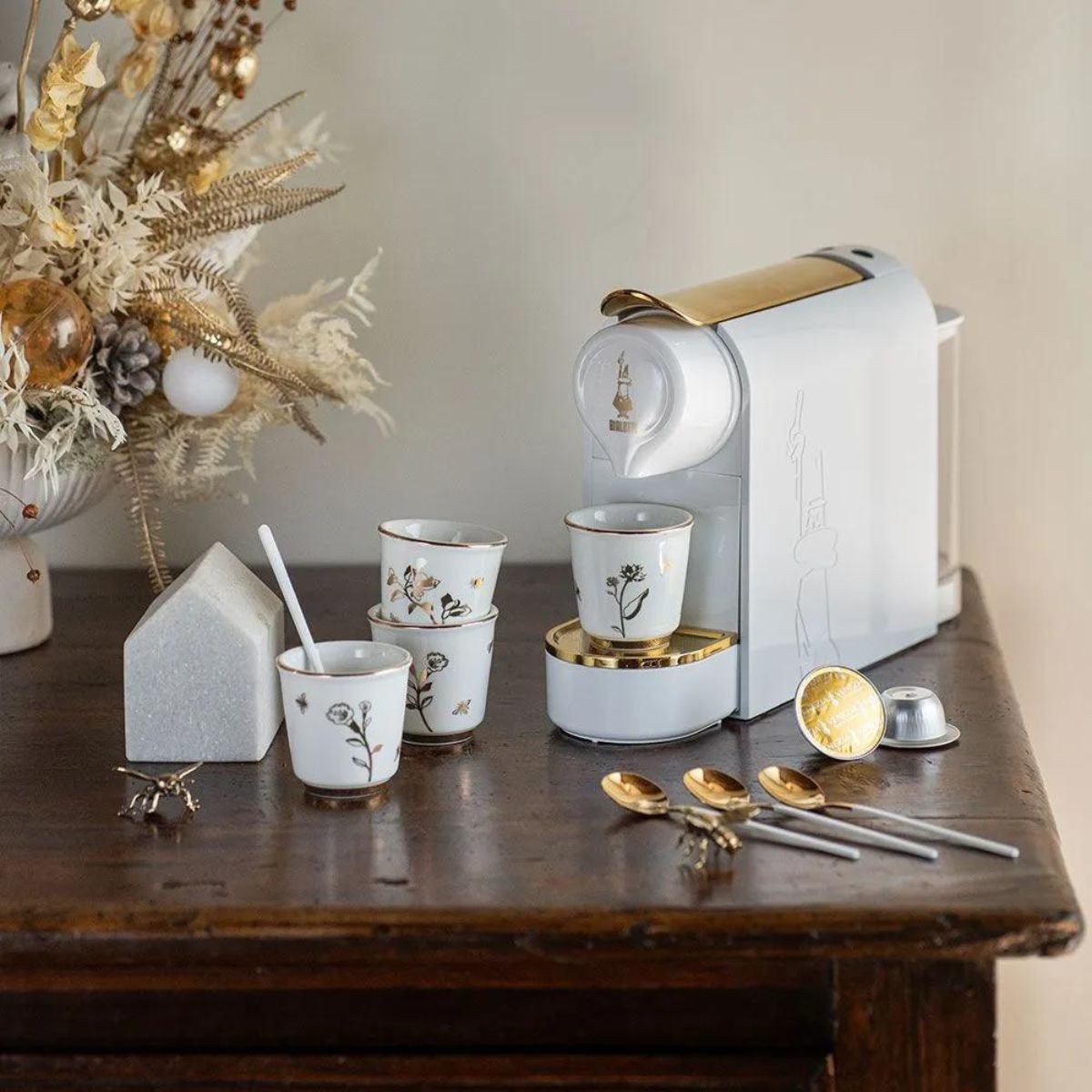 Macchina da caffè a capsule Gioia White and Gold Bialetti