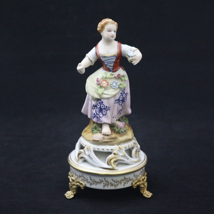 Statua pastorella su base in limoges 17,5cm