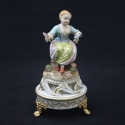 Statua  lola con base in limoges15,5cm